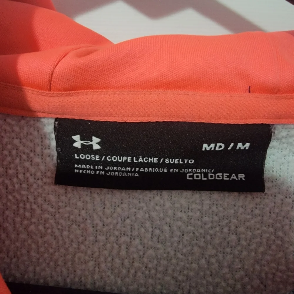 Under Armor Sweatshirt - Picture 2 of 3